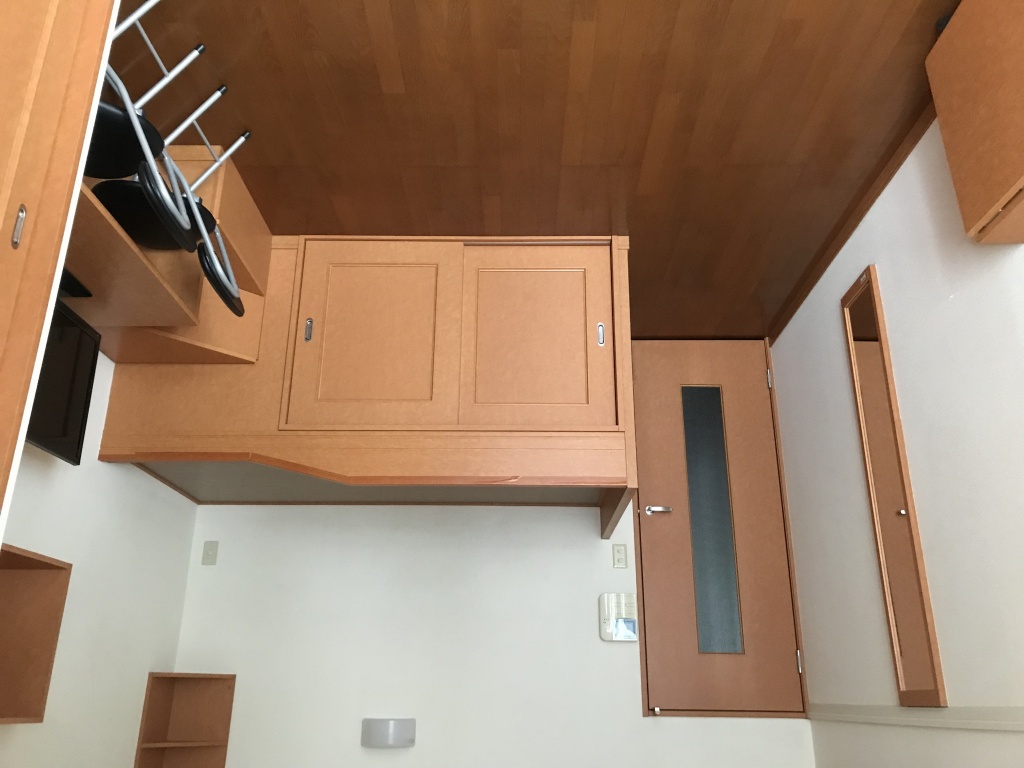 レオパレスコスモ ベッドルーム