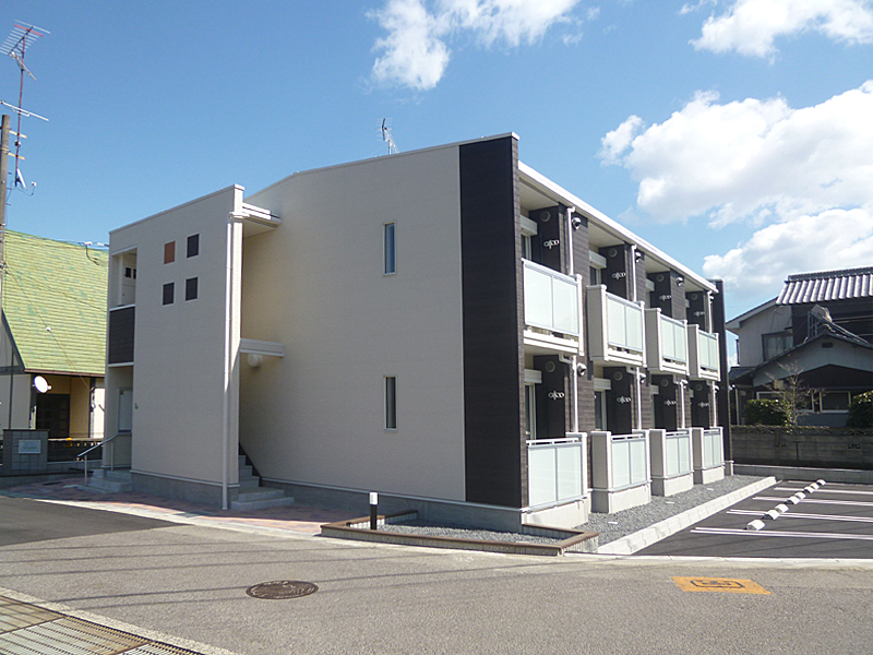 レオネクストスノーホワイト 104号室 外観