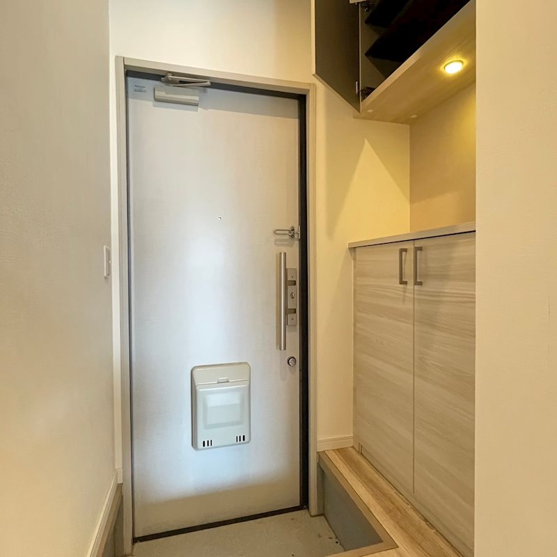 ディアス一宮 玄関