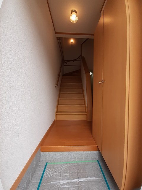 アルモニーハイツ 玄関