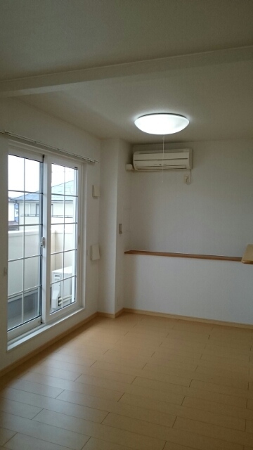 ＨＩＮＡＴＡ リビング