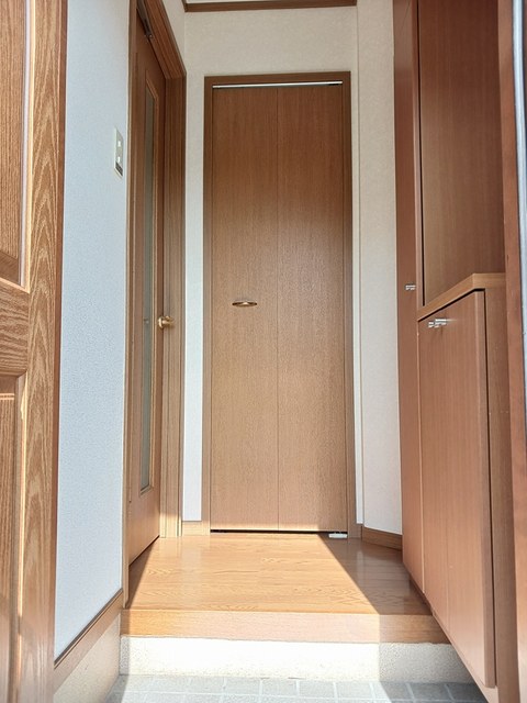 ア・ラ・モード小坂Ｂ 玄関