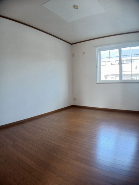 ア・ラ・モード小坂Ｂ ベッドルーム