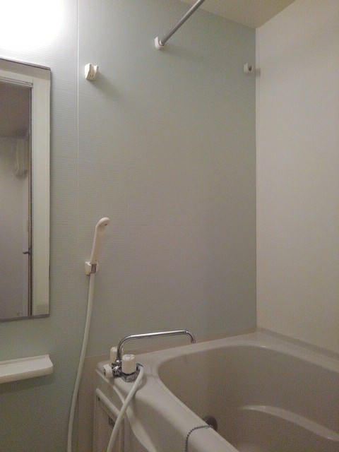 グラシオッソ・アルバーダ 風呂画像