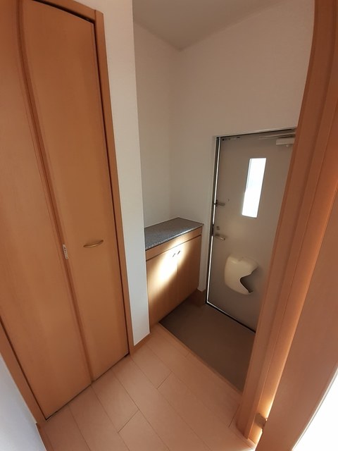 ラ・ジュネスデ東雲Ｂ 玄関