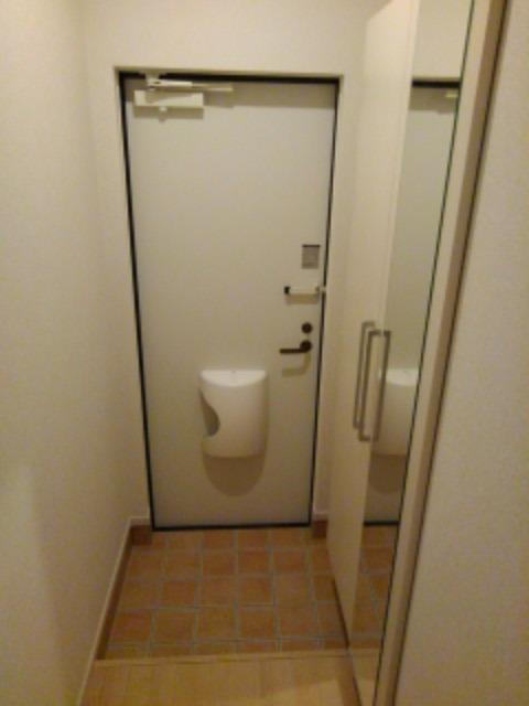 ポルト・クレアⅧ 玄関