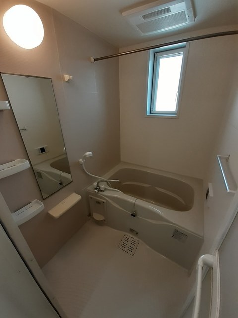 シエロＢ 風呂画像