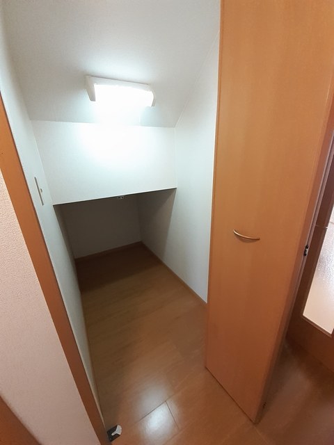 ビサイド・スリー その他7