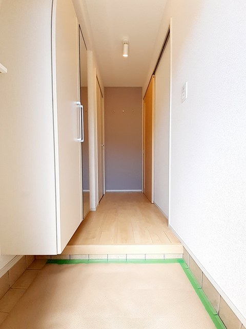 クレメント　Ⅲ 玄関