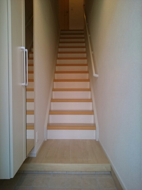 ジャダハウス今治　Ｂ 玄関