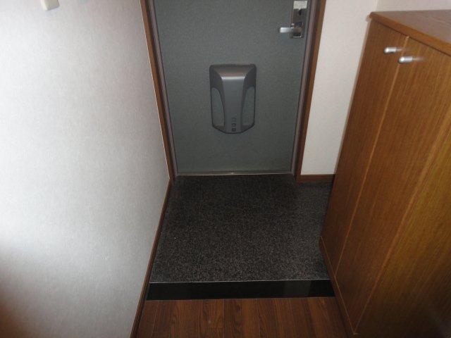 スカイハイツ弁天山 玄関