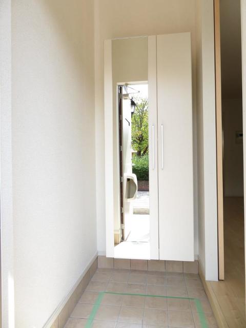 ミルト唐子Ｂ 玄関