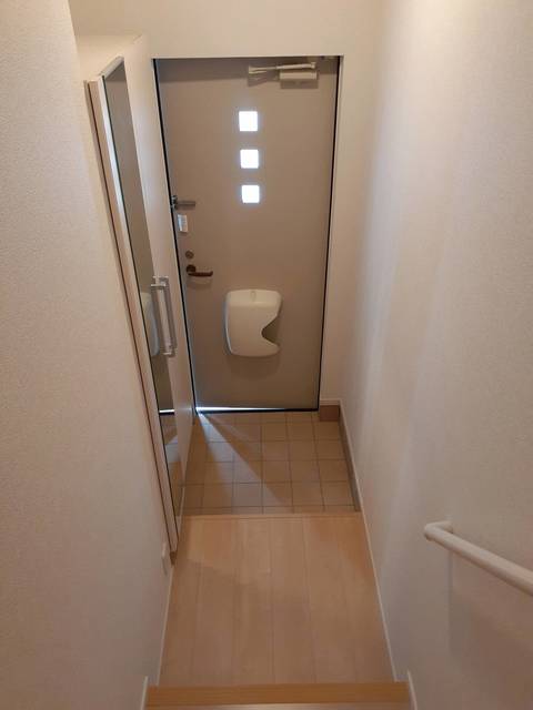 ガリーナタウン睦　Ｂ 玄関