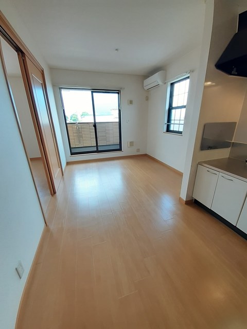 カステーロ・ヴェルデＢ リビング