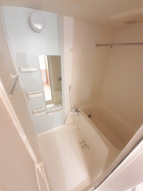 カステーロ・ヴェルデＢ 風呂画像