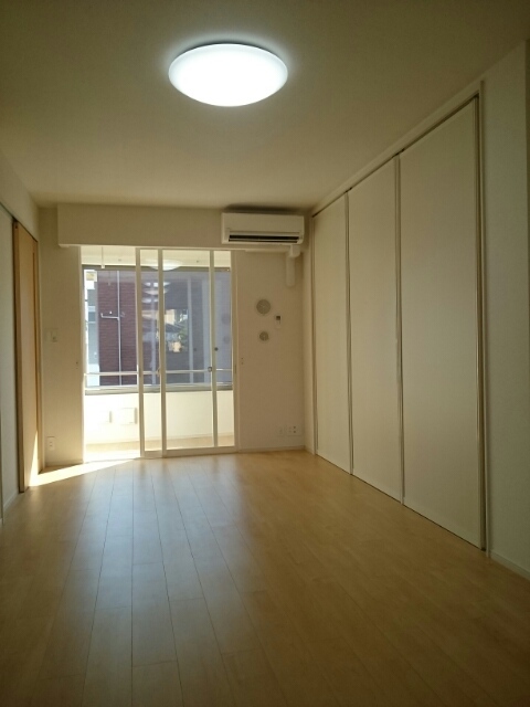 シエロ・ガーデン今治　Ｂ リビング