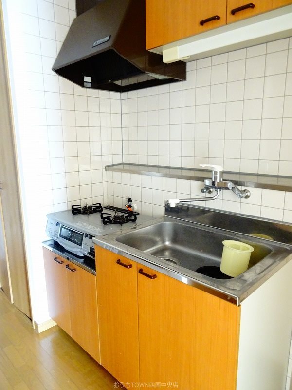 リバーストーン キッチン