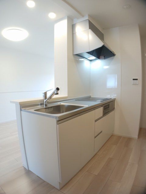 アンソレイエ　ヴィヴァンⅡ キッチン