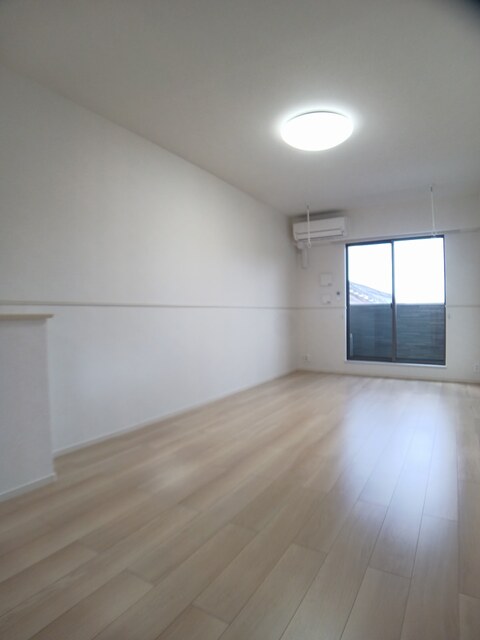 メゾン・アリエッタ リビング