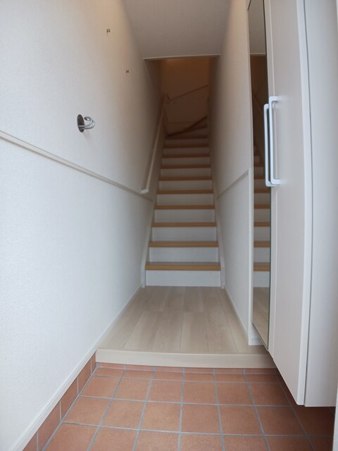 メゾン・アリエッタ 玄関