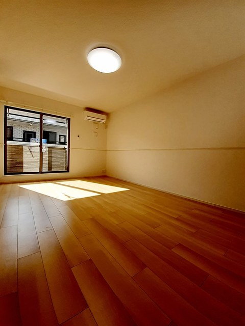 ヴィラ空港通 リビング