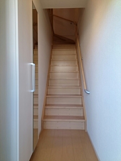 カーサ．ストーリア．Ａ 玄関