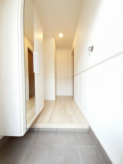 カーサ　セレーノ　Ａ 玄関