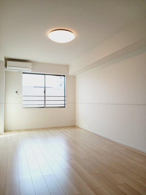 メゾン・サクラメントサウス リビング