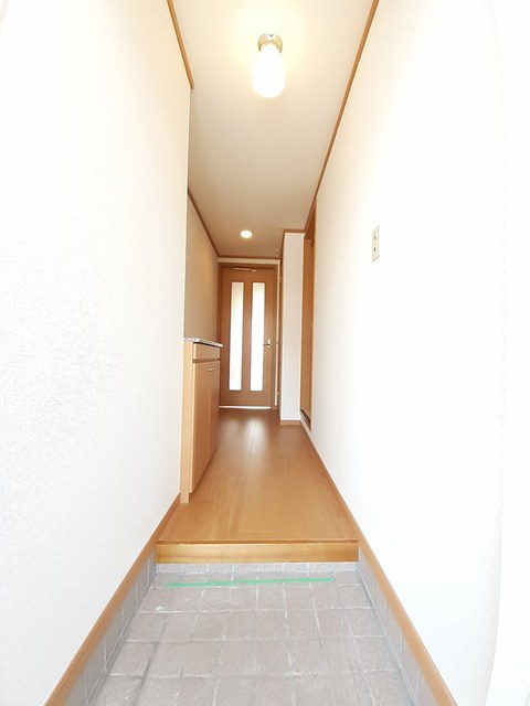 ベル・ジュネス 玄関