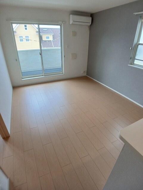 カーサ　ピュ　フェリーチェⅡ リビング