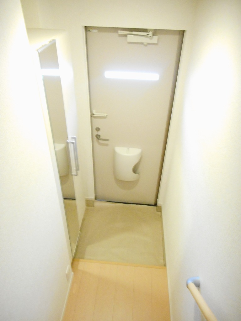 ジュピター 玄関