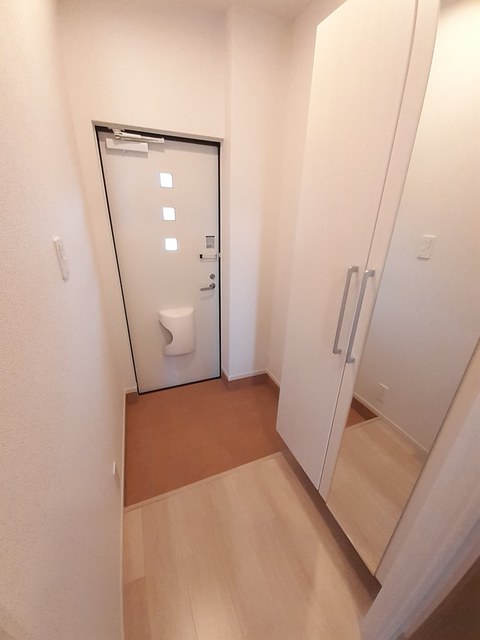 スカイ・ガーデンⅡ 玄関