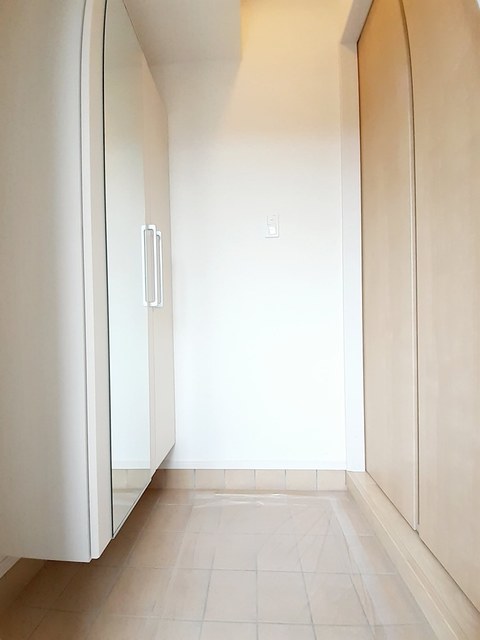 カーサ　ラフィナート 玄関