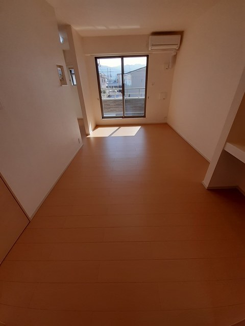 フローラ リビング