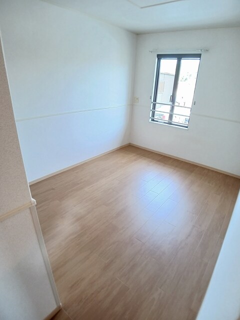 シュヴェスタ－　Ⅲ ベッドルーム