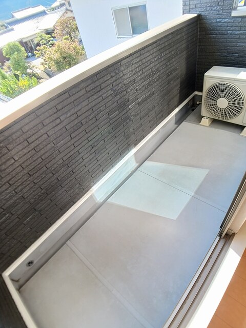 ブリーズヒル国領　Ｅ ベランダ