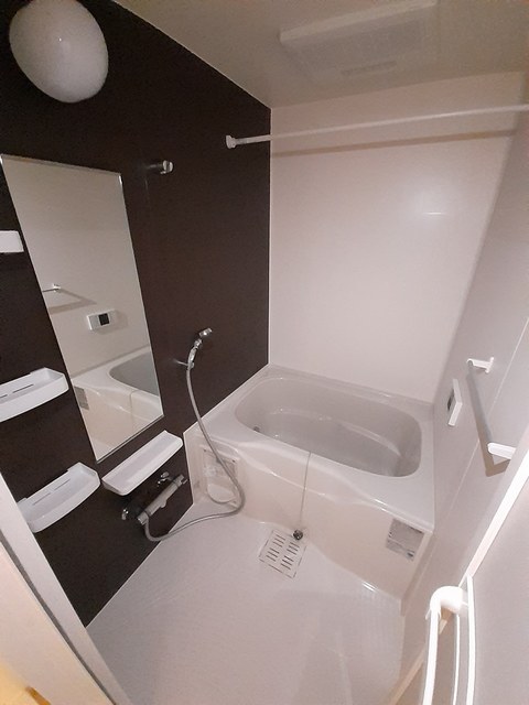 シュウ・レミングＥ 風呂画像