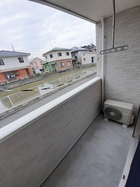 シュウ・レミングＥ ベランダ