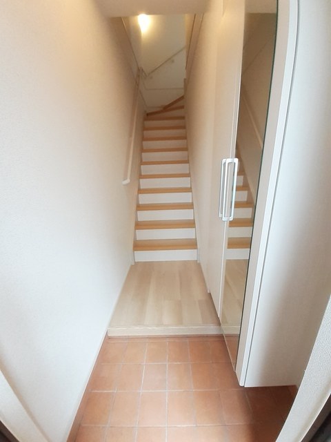 ベル・リオンＡ 玄関