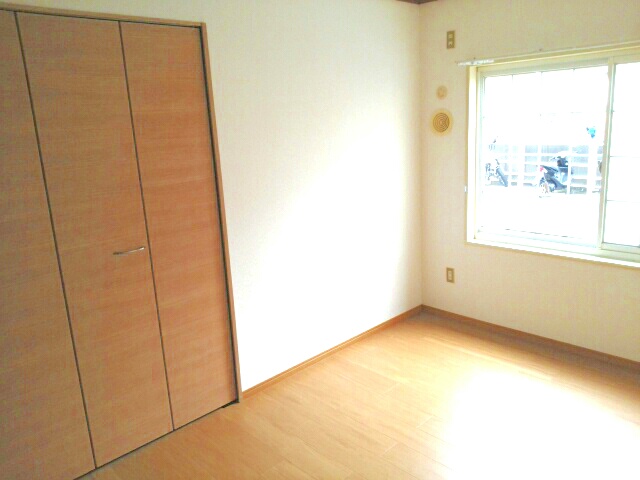 メゾン光峰Ａ棟 ベッドルーム