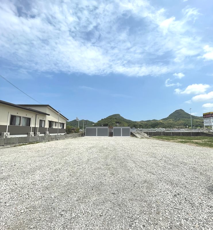 おひさまパーキング 6号室 外観