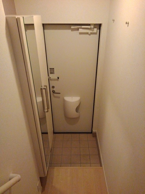 ブランド　ラボ 玄関