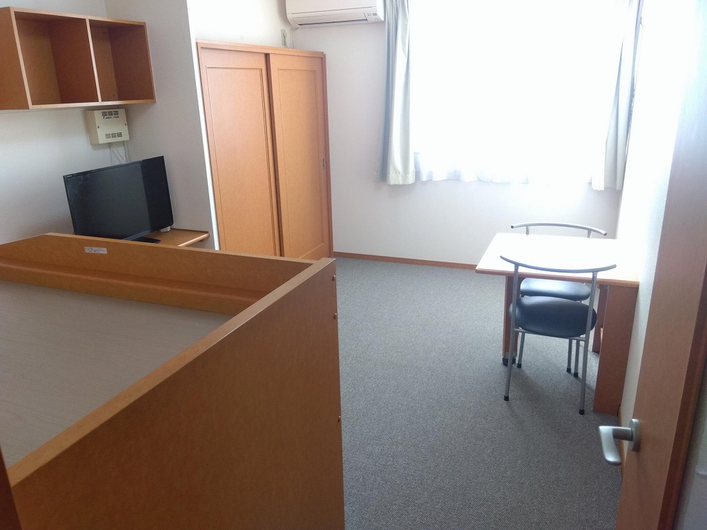 レオパレス井垣 リビング