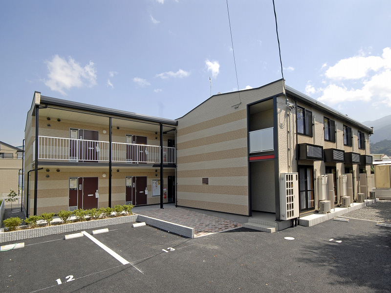 レオパレス井垣 207号室 外観