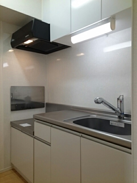 カーサ　グリシーナ　常盤 キッチン