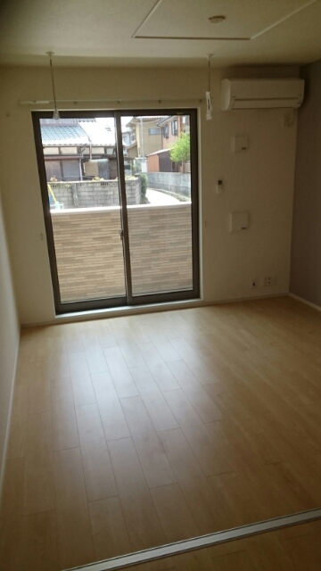 リアン リビング