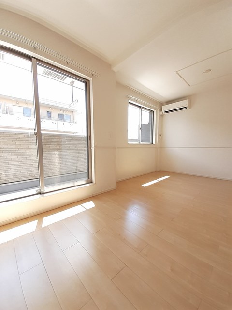 エターニティーＢ リビング