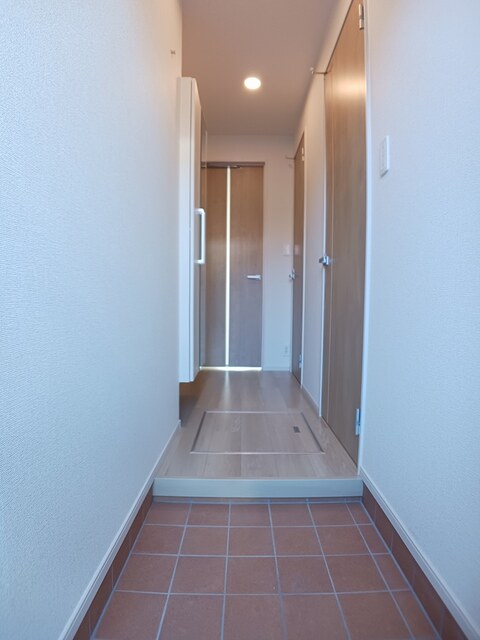 アルストロメリア 玄関