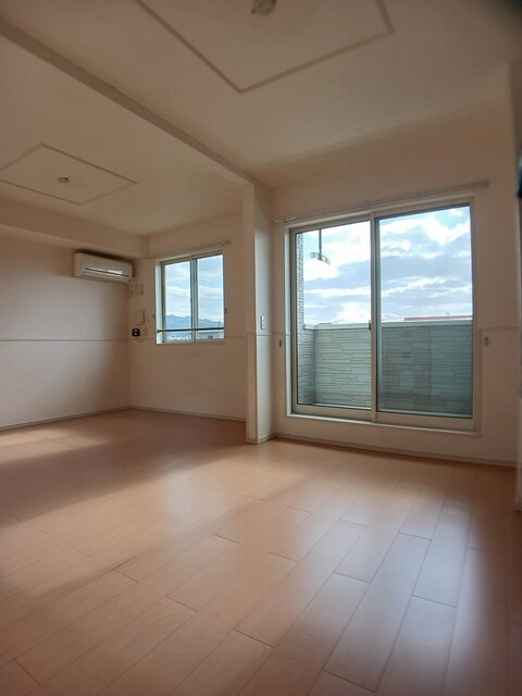 ノース・ガーデンＢ リビング