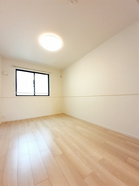 サン・フォレスト ベッドルーム